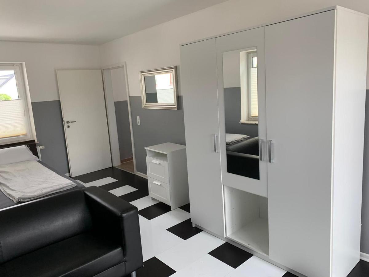 Apartment Voll Moebeliert Mit Balkon Bremen Exterior photo